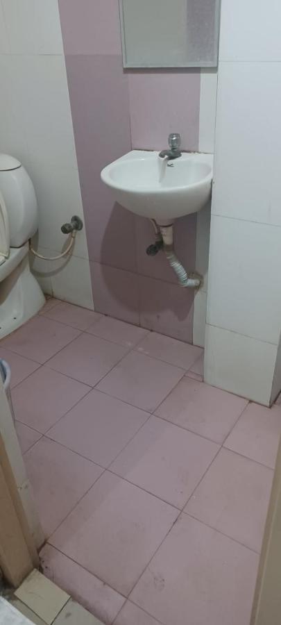 فندق شينايفي  Central Residency المظهر الخارجي الصورة