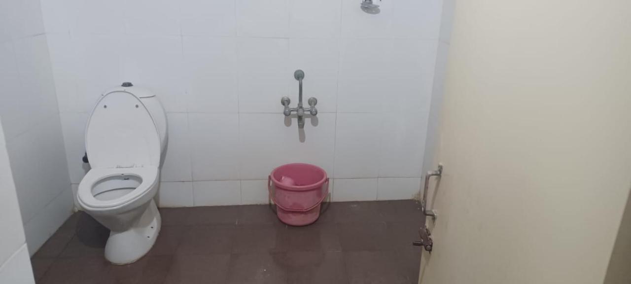 فندق شينايفي  Central Residency المظهر الخارجي الصورة